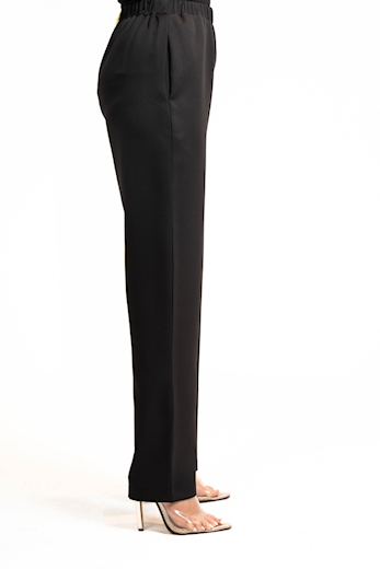 صورة بنطلون نسائي