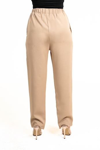 صورة بنطلون نسائي